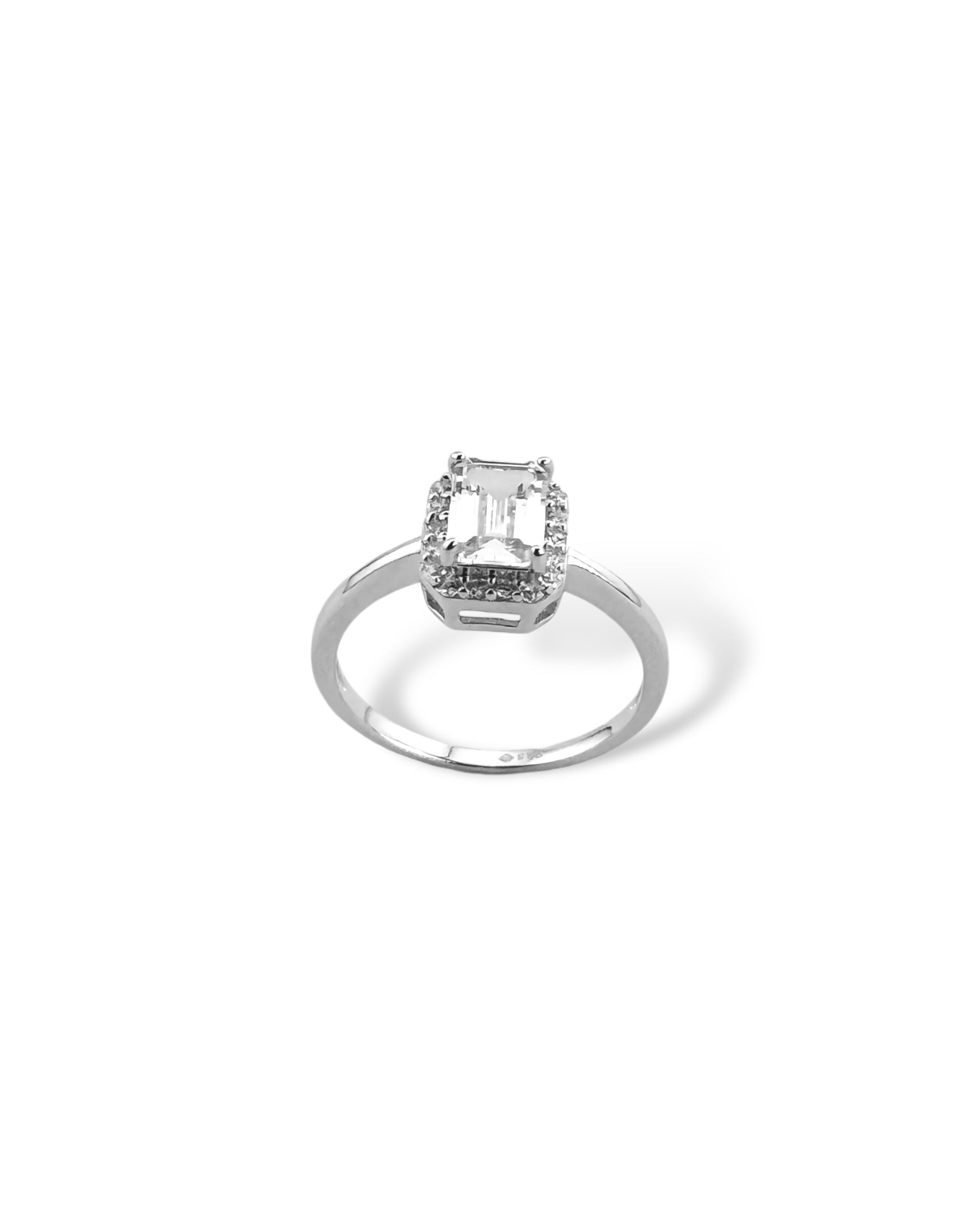 Rectangular Sparkling Halo Ring - Zilara Store