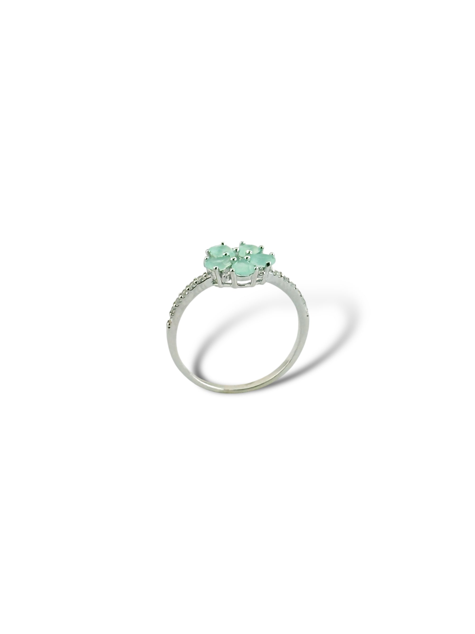 Petal Single Row Pave Ring - Zilara Store