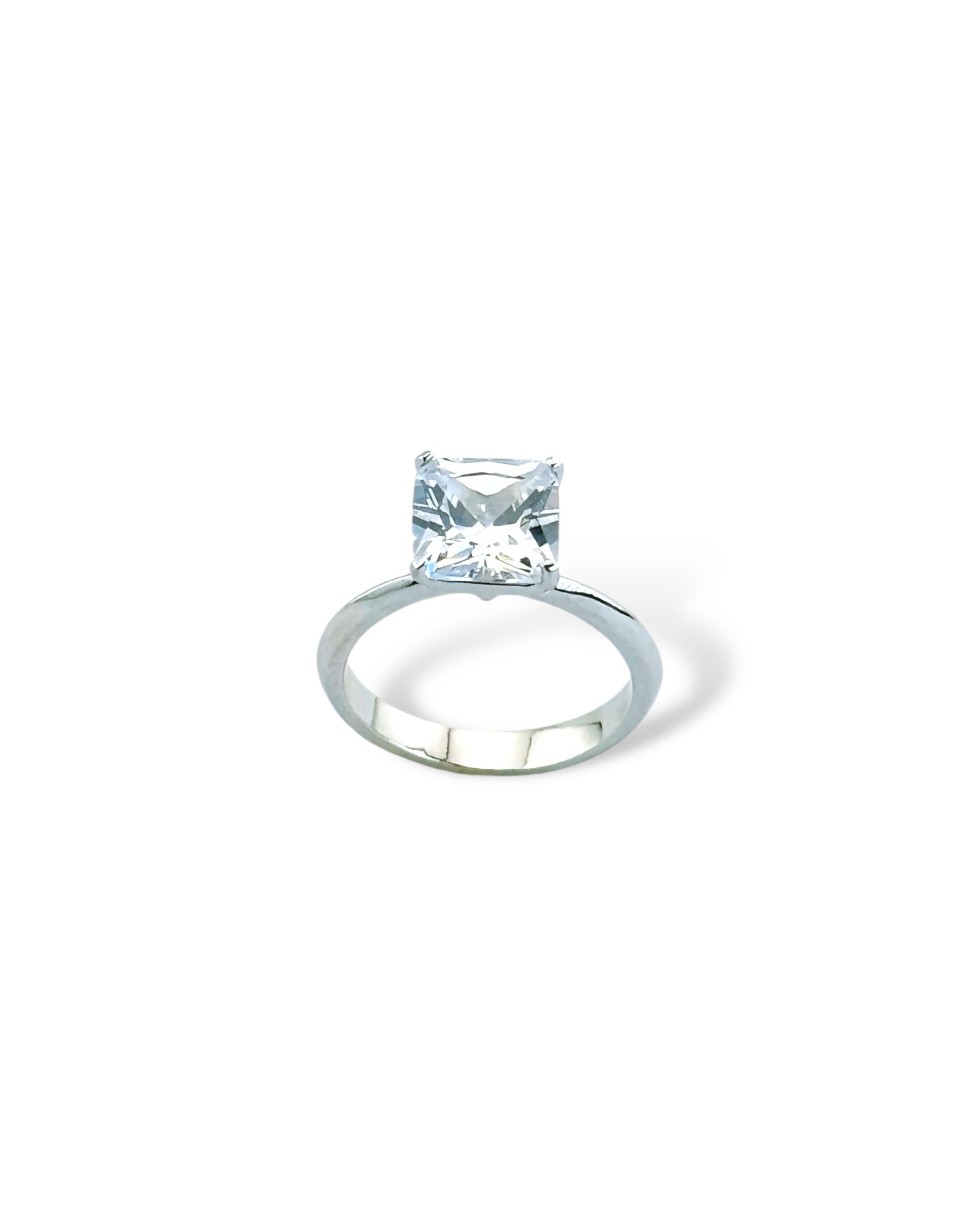 Minimal Square Gem Ring - Zilara Store