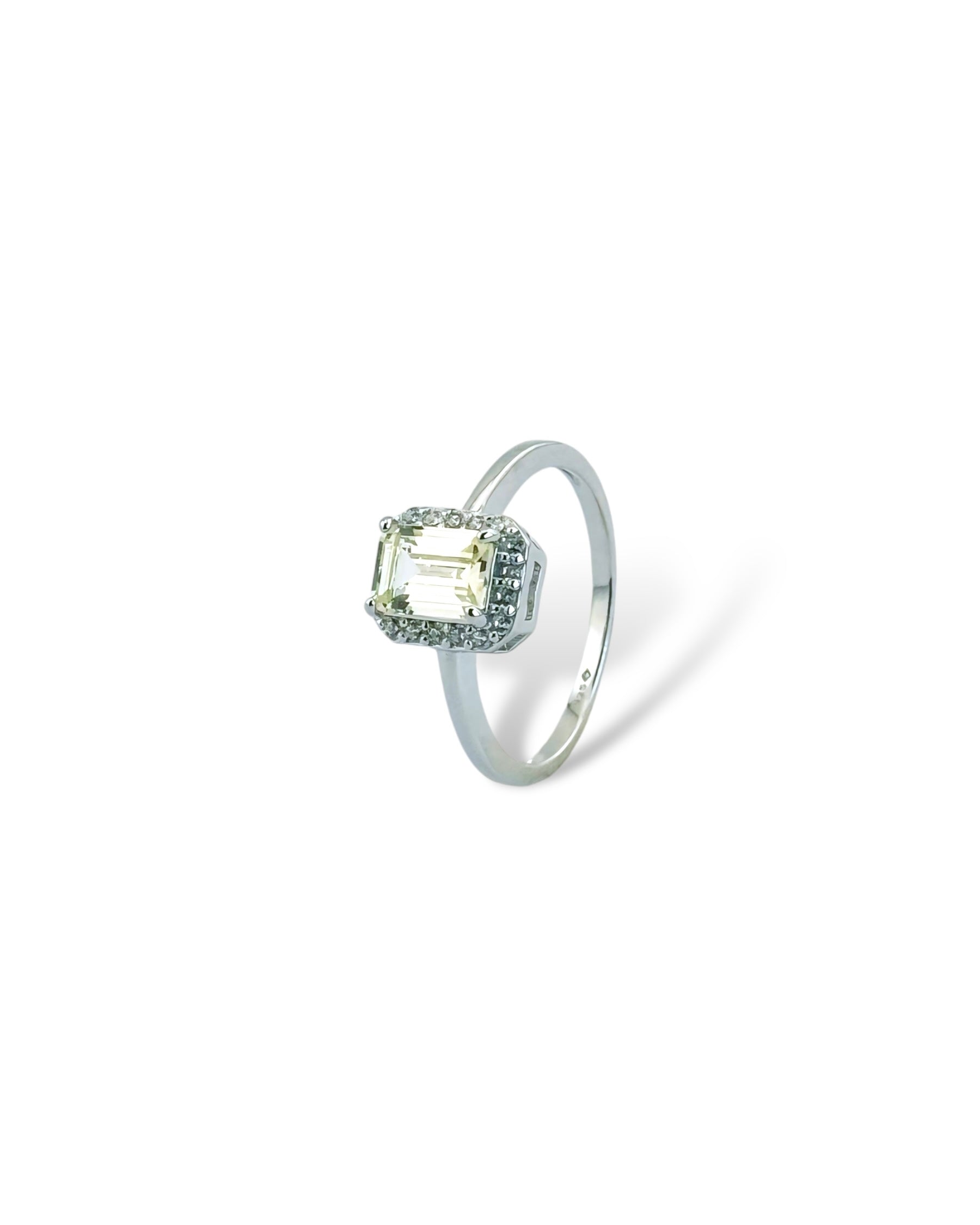 Rectangular Sparkling Halo Ring - Zilara Store