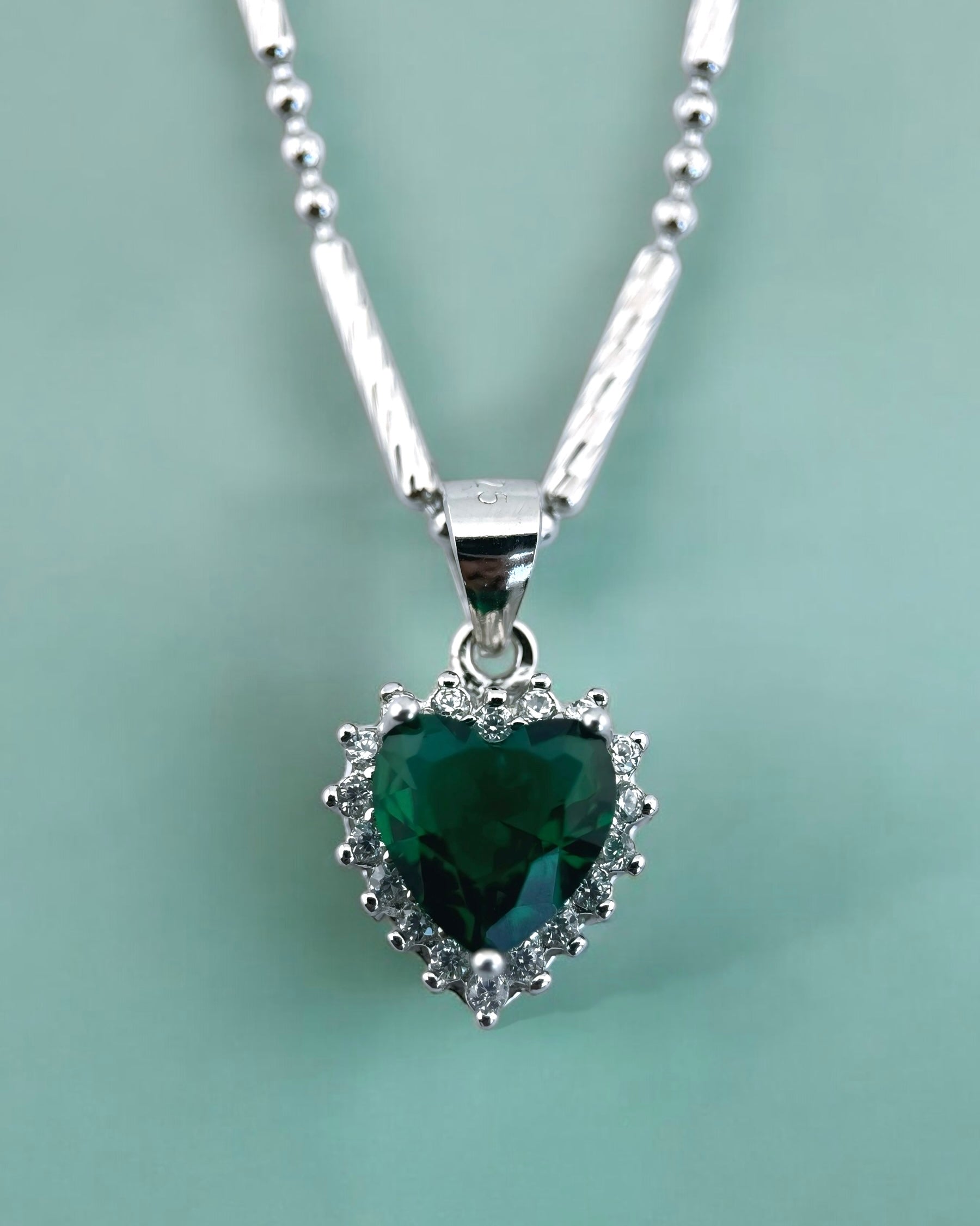 Heart Sparkle Halo Chain Necklace (Green) - Zilara Store